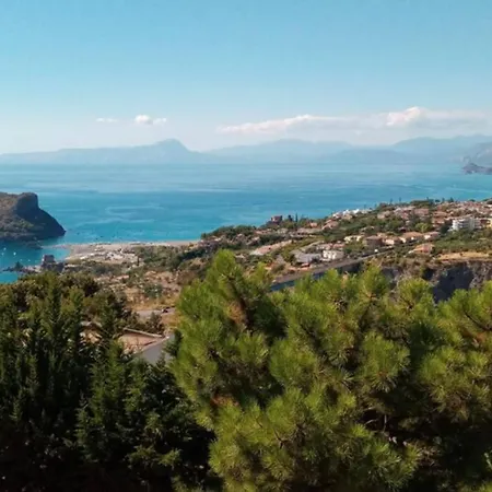 Piccola Casa Con Vista Mare Al Villaggio Del Bridge Cs San Nicola Arcella